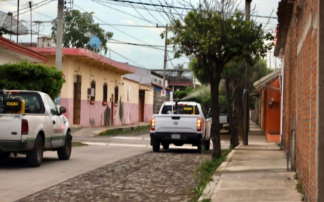 ESTE VIERNES, SECRETARÍA DE SALUD FUMIGA EN EL CENTRO DE COLIMA, ASÍ COMO EN COLONIAS DE TECOMÁN Y MANZANILLO