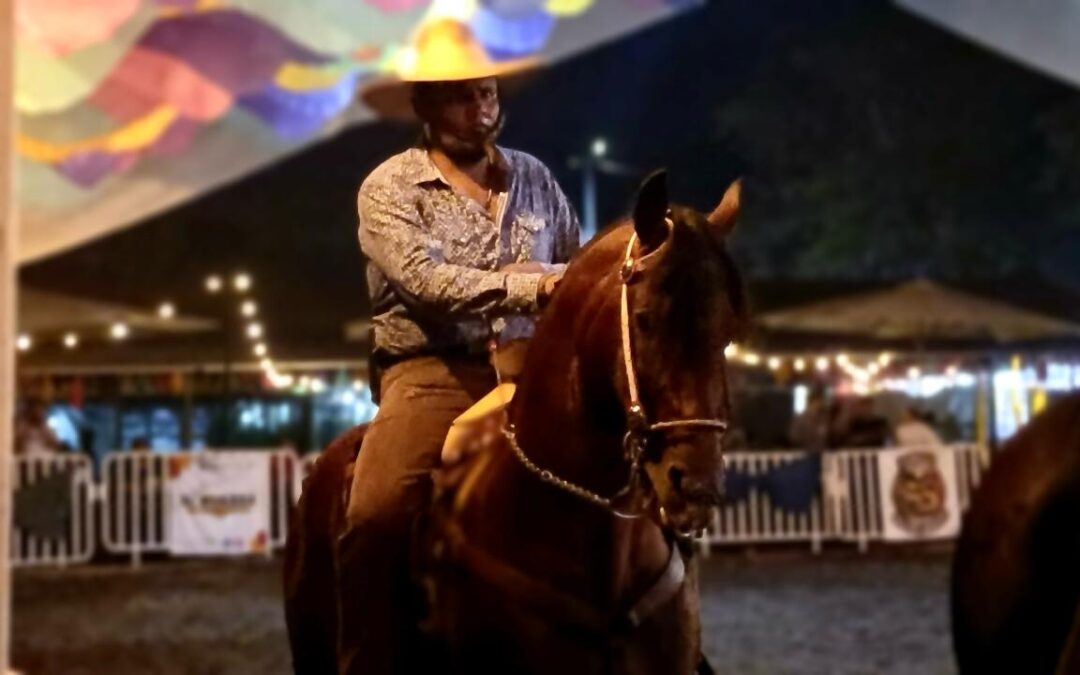 BUENA PARTICIPACIÓN DE CUADRAS LIBRES EN EL ‘TEATRO DEL CABALLO’, EN LA FERIA DE COLIMA