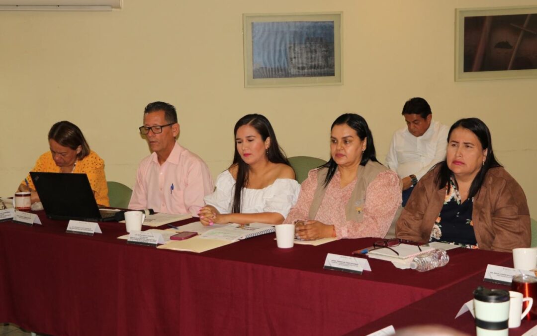 AUTORIDADES EDUCATIVAS ANALIZAN TEMAS IMPORTANTES PARA ESTUDIANTES DE COLIMA