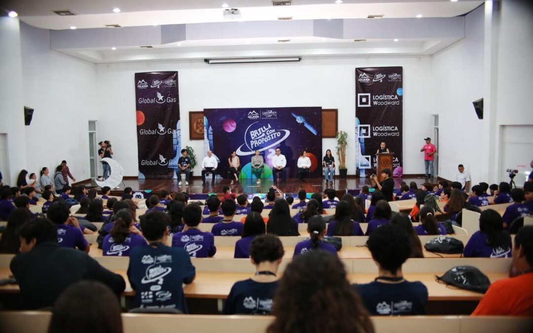 PRESIDENTA ROSI BAYARDO Y GOBERNADORA INDIRA VIZCAÍNO MOTIVAN LIDERAZGO EN JÓVENES DE SELIDER MANZANILLO