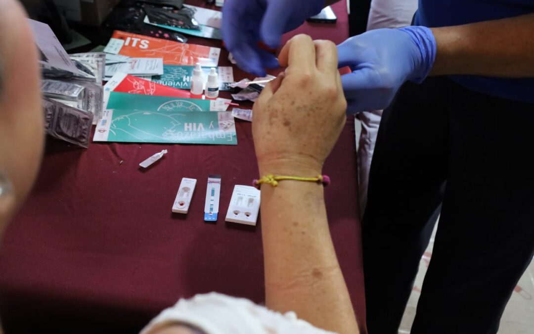 VIH PUEDE EVOLUCIONAR A SIDA SI NO SE TRATA, PREVIENE SALUD COLIMA