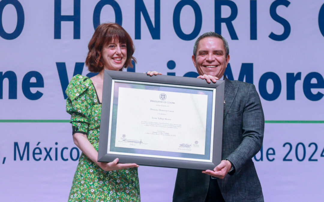 IRENE VALLEJO RECIBE DOCTORADO HONORIS CAUSA POR LA UDEC