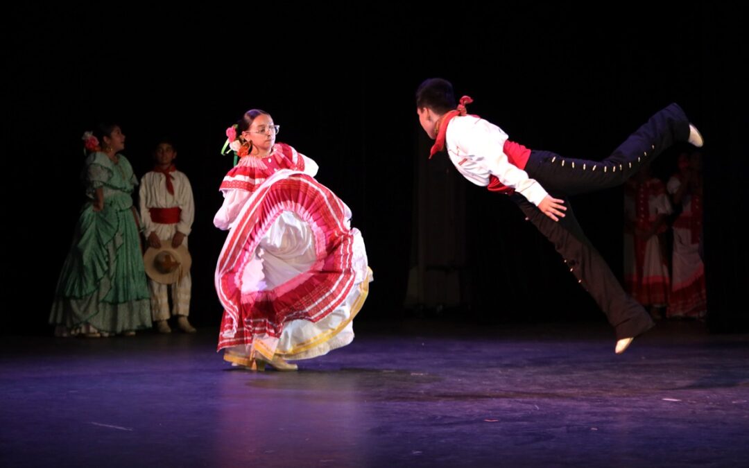 “RISAS Y RAÍCES”, VIAJE DANCÍSTICO POR VARIOS ESTADOS DEL PAÍS