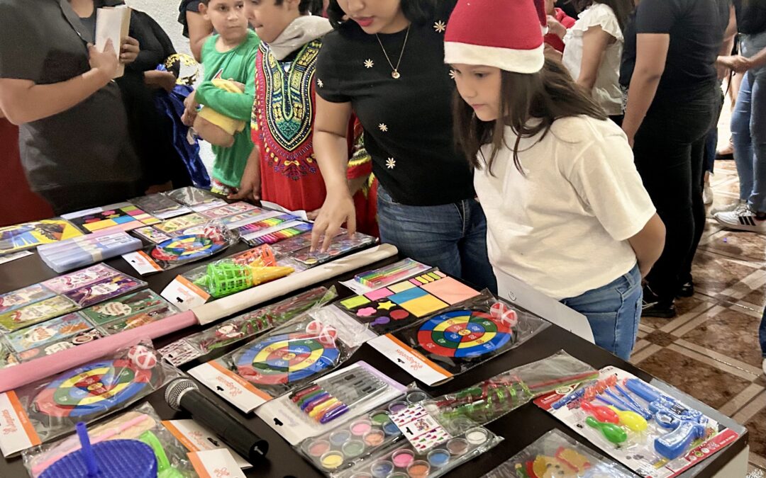 CIERRA SEMESTRE UCOL-PERAJ CON SHOW NAVIDEÑO