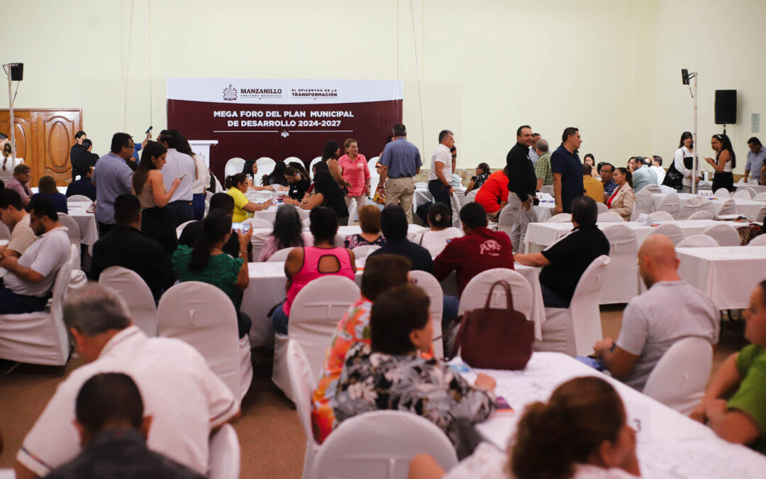 PARTICIPA UDEC EN PLAN MUNICIPAL DE DESARROLLO, EN MANZANILLO