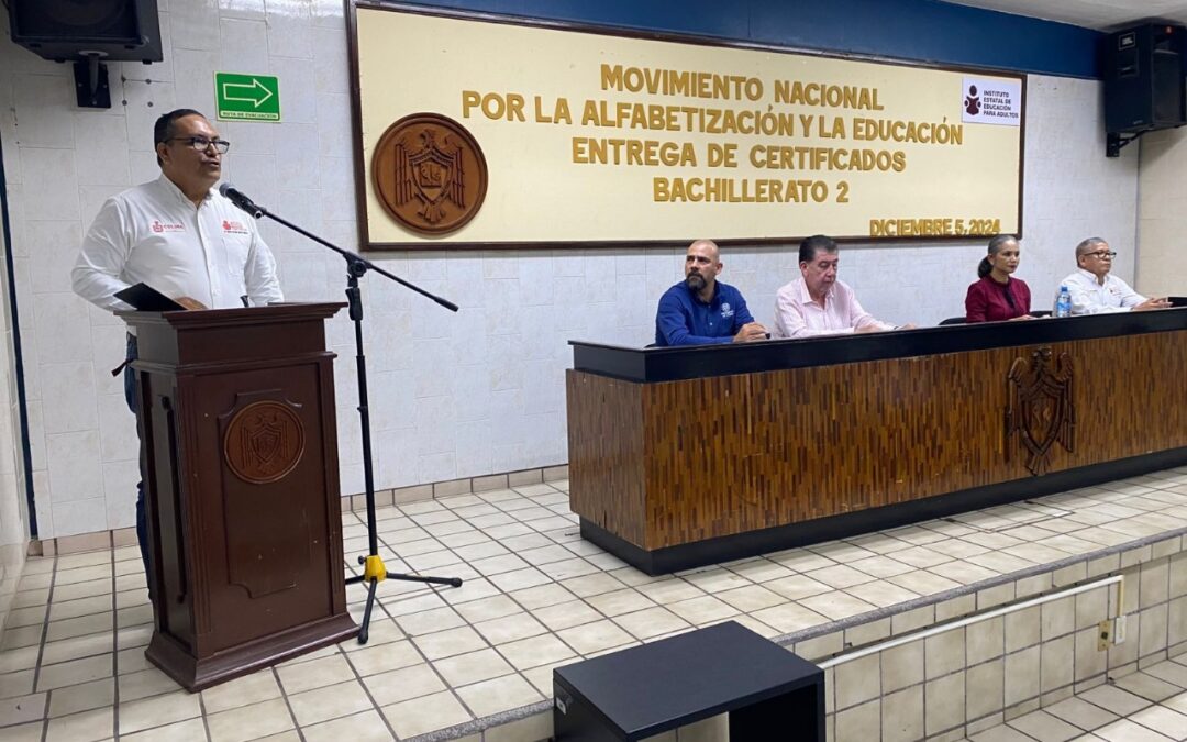 IEEA COLIMA ENTREGÓ 12 CERTIFICADOS DE EDUCACIÓN BÁSICA
