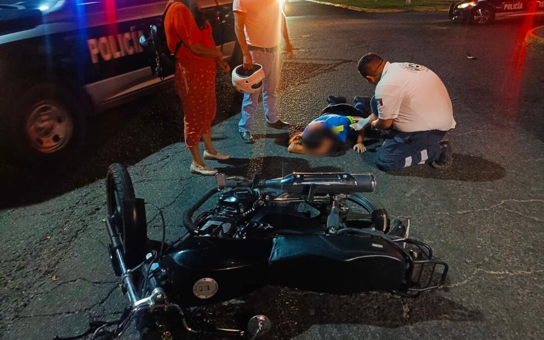 SE REGISTRA ACCIDENTE EN EL MORALETE; UEPC COLIMA ATENDIÓ A MUJER LESIONADA