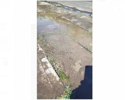 DENUNCIA CIUDADANA SEÑALA QUE CIAPACOV NO HA ATENDIDO UN REPORTE DE FUGA DE AGUA