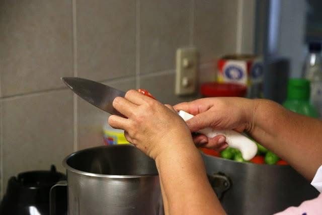 INVITA SALUD A CUIDAR CANTIDADES DE ALIMENTOS QUE SE INGIEREN EN ÉPOCA DECEMBRINA