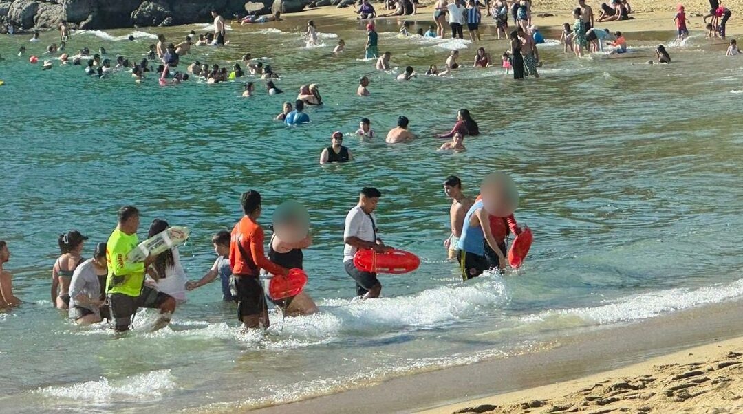 RESCATA PC Y MARINA A 3 TURISTAS DE AHOGARSE EN PLAYAS DE MANZANILLO