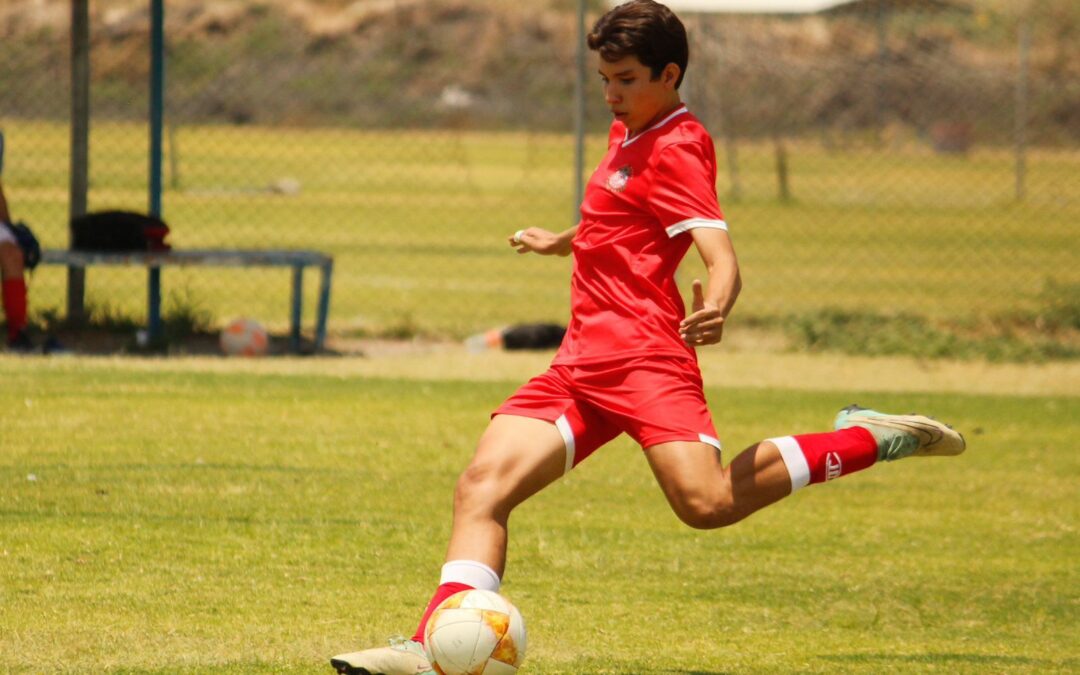 ALUMNO DE LA UDEC PARTICIPA EN PROGRAMA DE FORMACIÓN DEPORTIVA, EN ESPAÑA