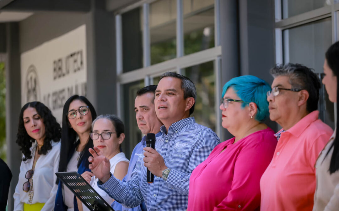 ENTREGA RECTOR REMODELACIÓN DE BIBLIOTECA EN CAMPUS VILLA DE ÁLVAREZ