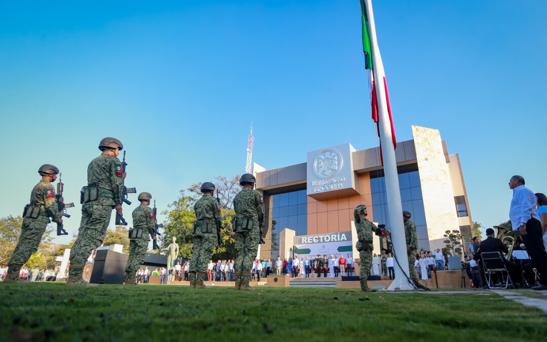 REALIZAN CEREMONIA DE INCINERACIÓN Y REPOSICIÓN DE LÁBARO PATRIO