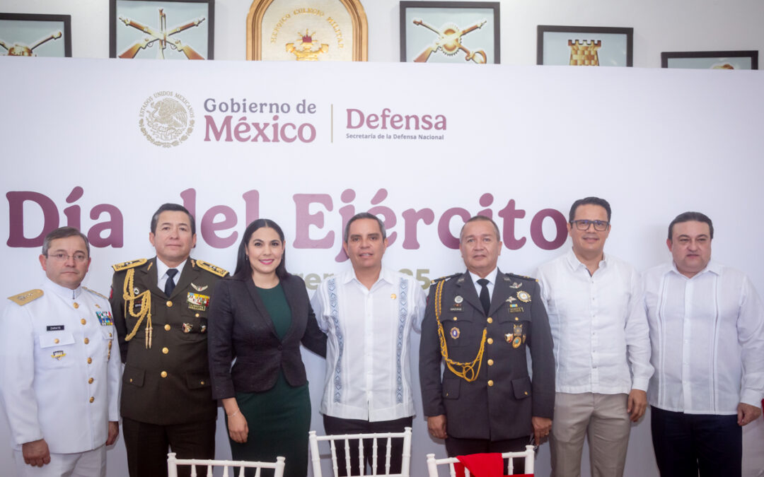 RECTOR ASISTE A CELEBRACIÓN DEL 112 ANIVERSARIO DEL EJÉRCITO MEXICANO