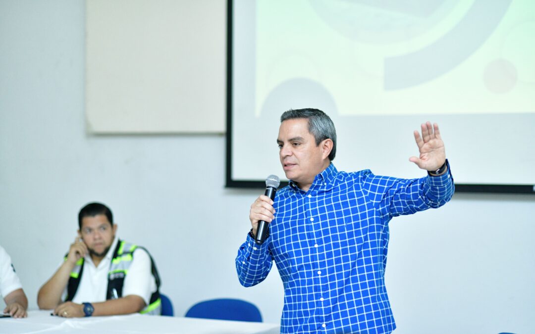 CADA DECISIÓN DIRECTIVA DEBE CONTRIBUIR AL CRECIMIENTO DE LA UNIVERSIDAD: RECTOR