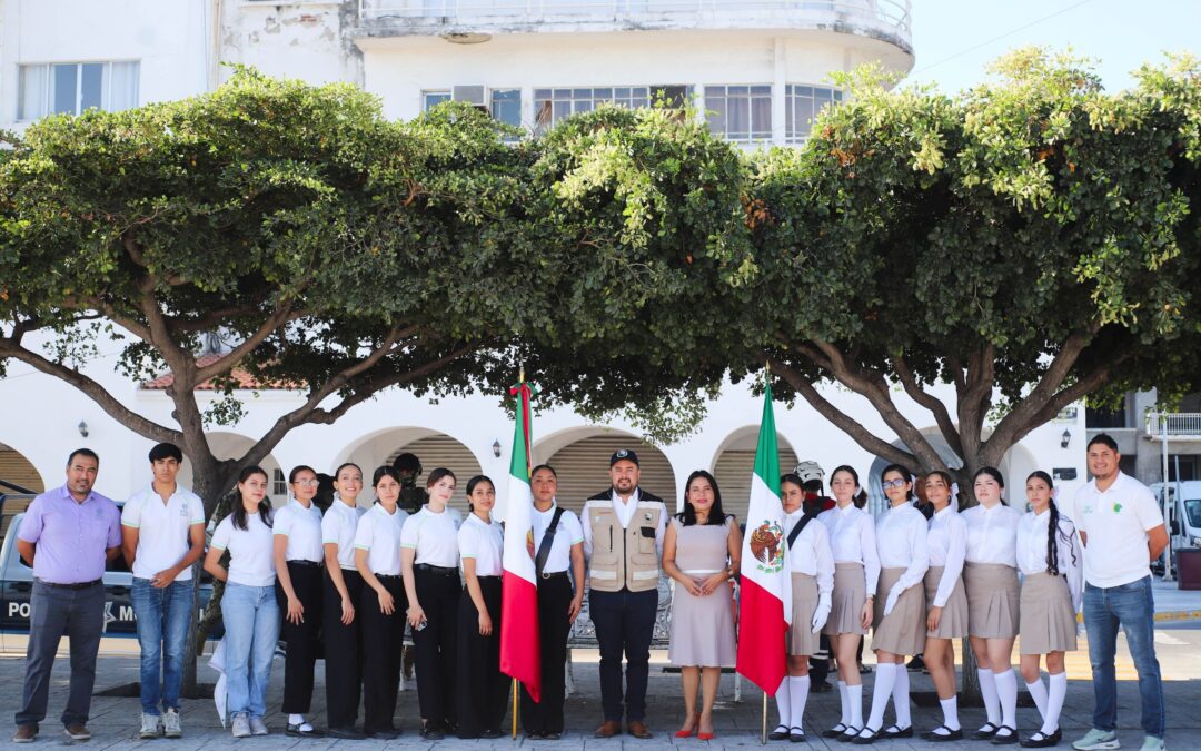 SE SUMA UDEC A FESTEJOS OFICIALES POR EL DÍA DE LA BANDERA