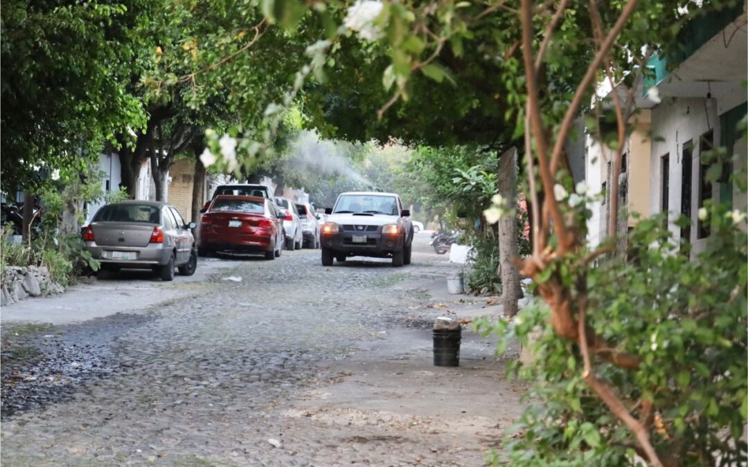 INTENSIFICA SALUD COLIMA FUMIGACIÓN CONTRA EL DENGUE EN MANZANILLO Y VILLA DE ÁLVAREZ