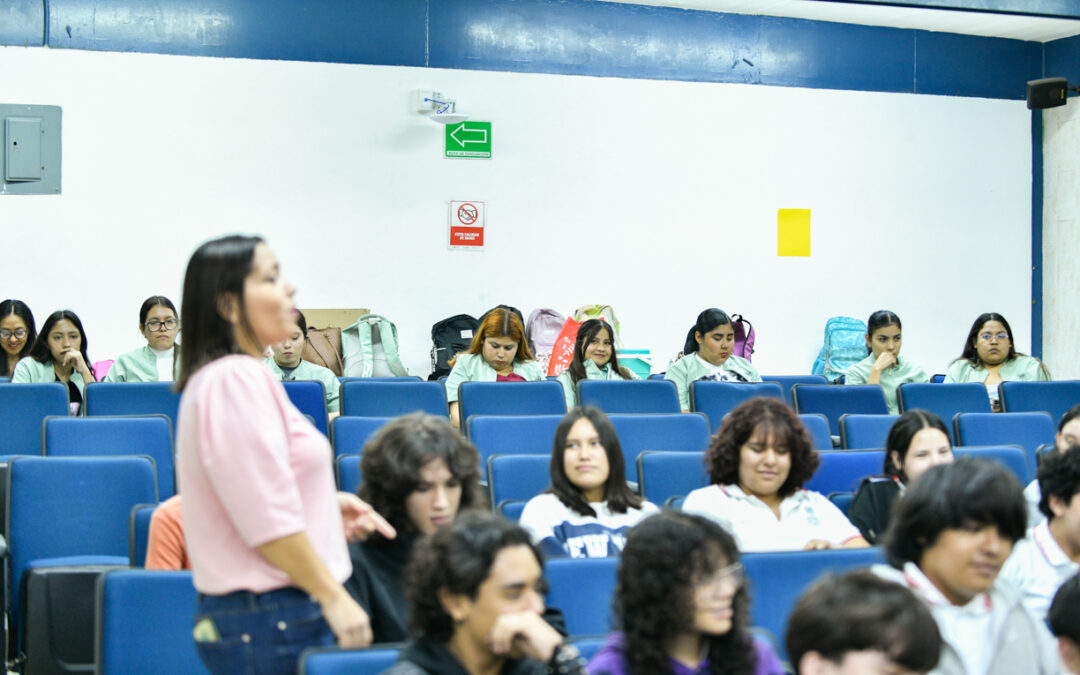 ENSEÑAN A ESTUDIANTES DE BACHILLERATO A TRABAJAR Y CONOCER SUS EMOCIONES