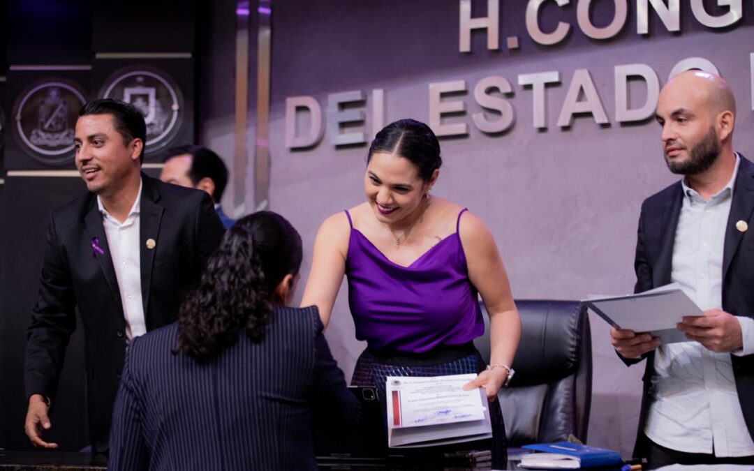 TOMA DE PROTESTA A MAGISTRADAS Y MAGISTRADO DEL TJA Y TAE PERMITE SEAN INSTITUCIONES EFICIENTES: INDIRA VIZCAÍNO