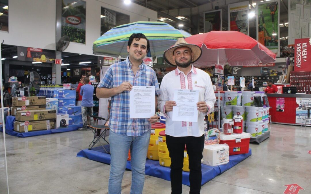 FIRMA DIPUTADO ALFREDO ÁLVAREZ CONVENIO CON EMPRESA FERRETERA PARA APOYAR ECONOMÍA SOCIAL Y SOLIDARIA