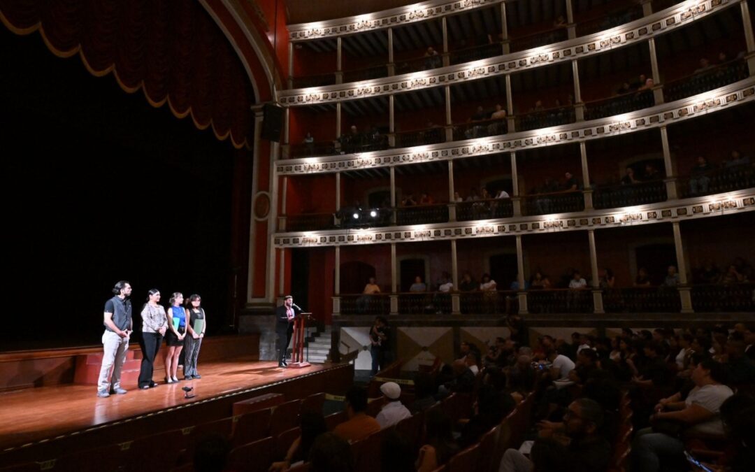 CELEBRÓ COLIMA EL DÍA MUNDIAL DEL TEATRO CON LA OBRA «PARA SOÑAR QUE NO ESTAMOS HUYENDO»
