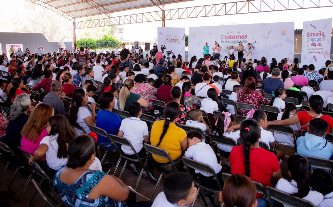 POR SEGUNDO AÑO CONSECUTIVO, INDIRA VIZCAÍNO INICIA ENTREGA DE MI COLIBECA PARA EMPEZAR