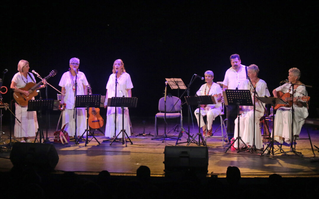 CANTO DE CENZONTLES INUNDA EL FORO PABLO SILVA GARCÍA