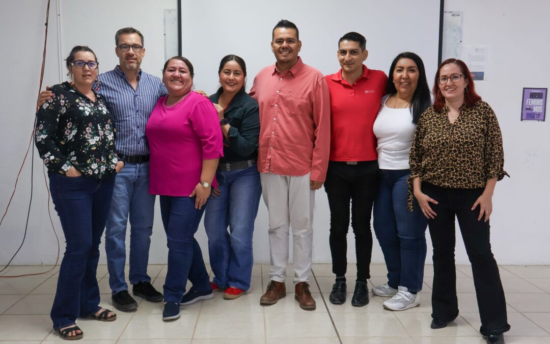 EXPLORAN LENGUAJE, CULTURA Y SOCIEDAD EN SEMINARIO INTERNO DEL CUERPO ACADÉMICO 67 DE LA UDEC