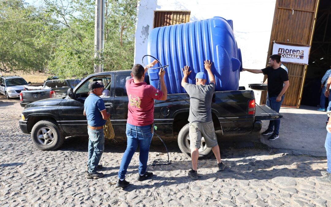 DIPUTADO ÁLVARO LOZANO ENTREGA 65 TINACOS Y 16 CISTERNAS A BAJO COSTO A FAMILIAS COMALTECAS