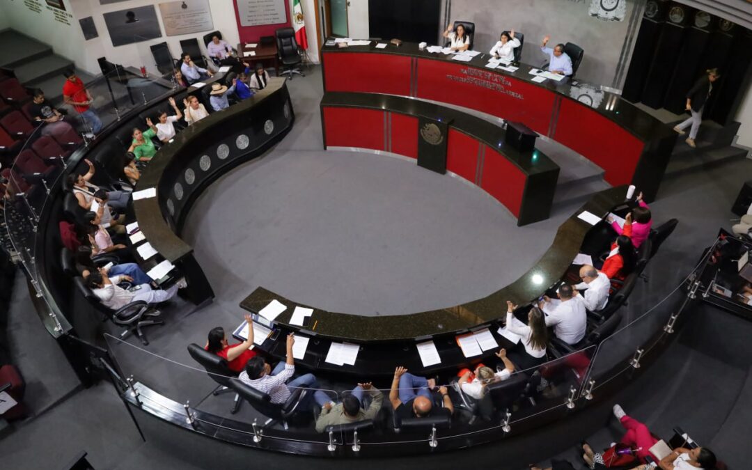 PODRÁN ABUELAS Y ABUELOS REGISTRAR A RECIÉN NACIDOS; REFORMAN CÓDIGO CIVIL DE COLIMA