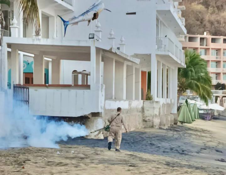SECRETARÍA DE SALUD FUMIGA ESTA SEMANA EN COLIMA, MANZANILLO Y VILLA DE ÁLVAREZ