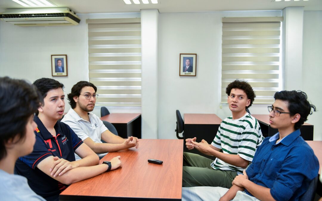 VIVEN TRES MESES DE APRENDIZAJE Y DESARROLLO TECNOLÓGICO ALUMNOS DE LA UDEC, EN JAPÓN