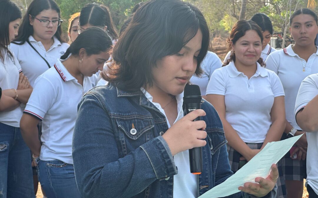 ESTUDIANTES DE TECOMÁN VIVEN INTENSA JORNADA LITERARIA Y ACADÉMICA, CON ALTEXTO 2025