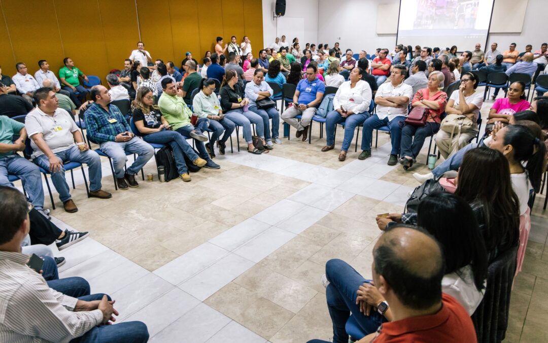 REFUERZA UDEC CAPACITACIÓN DE DIRECTIVOS EN PREVENCIÓN Y GESTIÓN DE RIESGOS