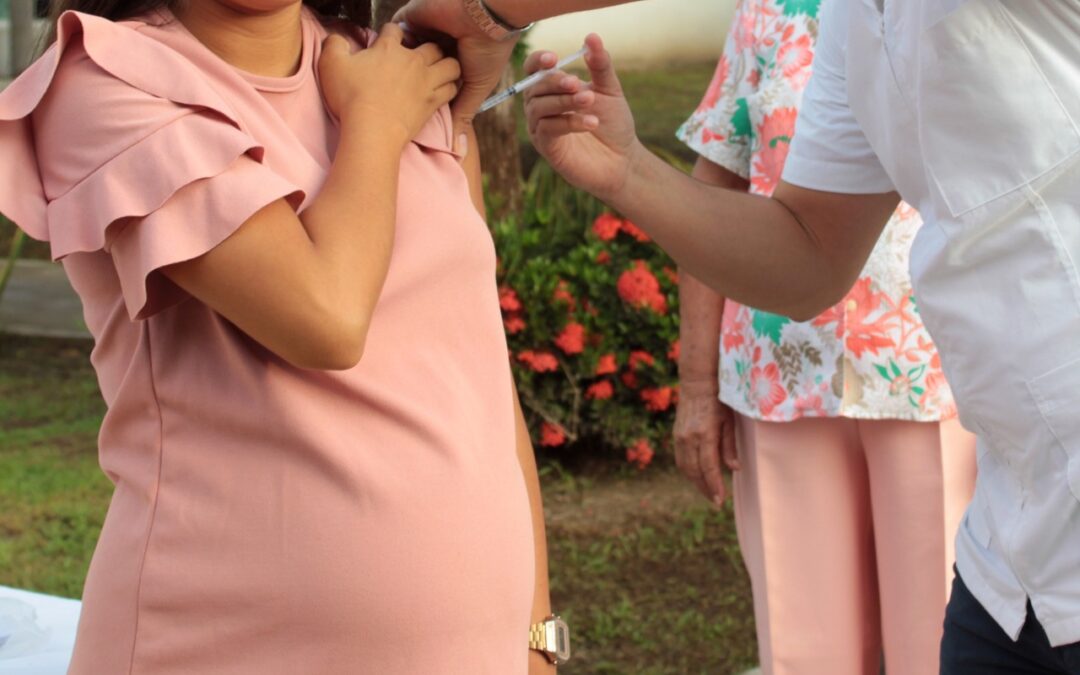 RECOMIENDA SALUD VACUNAR CONTRA TOSFERINA A MENORES DE EDAD Y EMBARAZADAS, GRUPOS DE MAYOR RIESGO