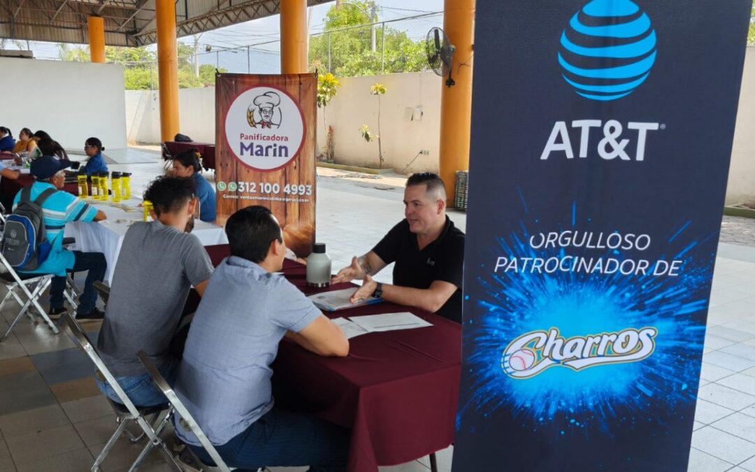 MÁS DE 300 PERSONAS PUDIERON VINCULARSE A EMPRESAS EN LA FERIA DEL EMPLEO 2025: TRABAJO COLIMA