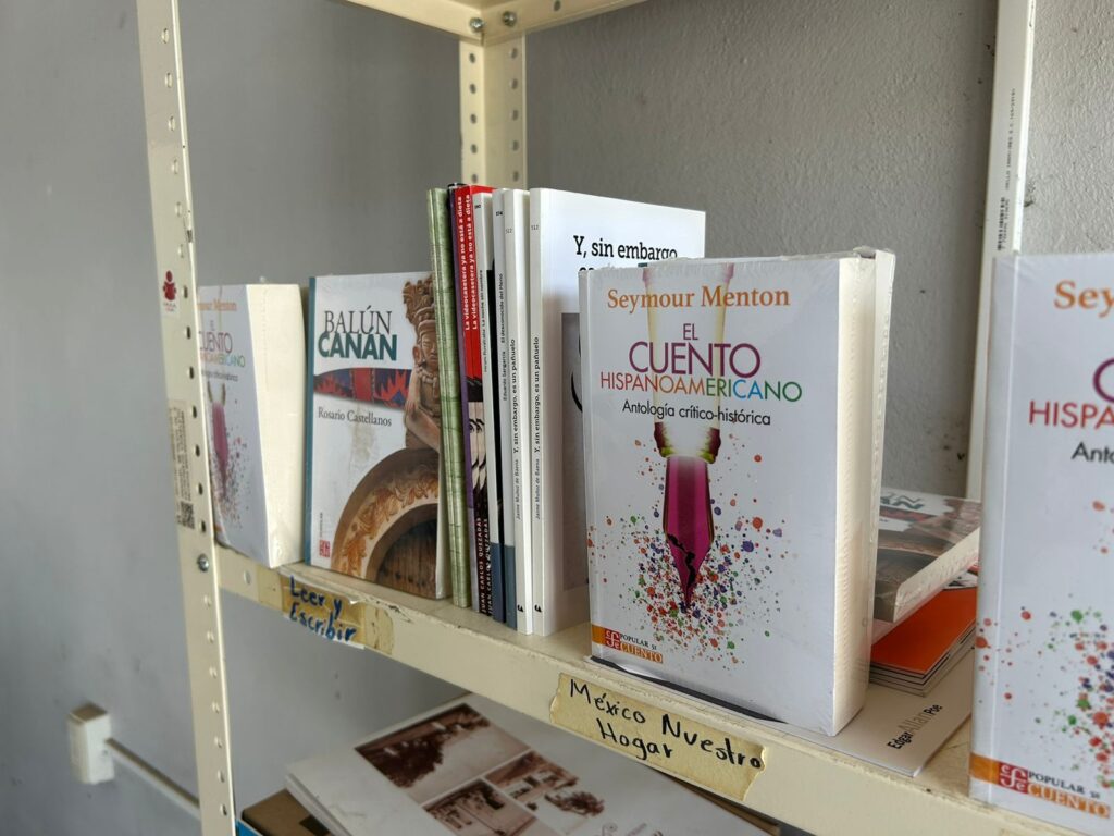 EQUIPA IEEA SALA DE ESTUDIOS Y BIBLIOTECA EN EL CERESO VARONIL DE ...