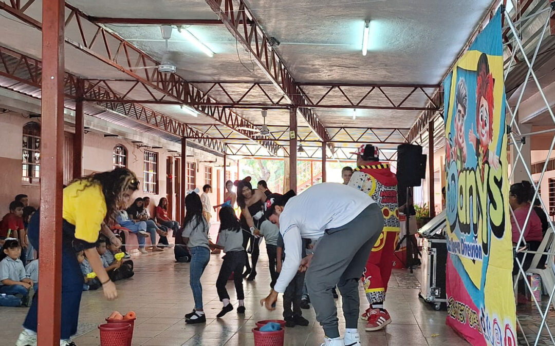 CONVIVEN BACHILLERES CON NIÑAS Y NIÑOS DEL ALBERGUE SAN JOSÉ DE LOS HUÉRFANOS