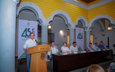 UDEC, 45 AÑOS FORMANDO QUÍMICOS FARMACÉUTICOS, BIÓLOGOS, METALÚRGICOS Y EN ALIMENTOS