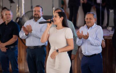 PAPÁS REALIZAN UNA LABOR IMPORTANTE PARA EL BIENESTAR DE COLIMENSES: INDIRA