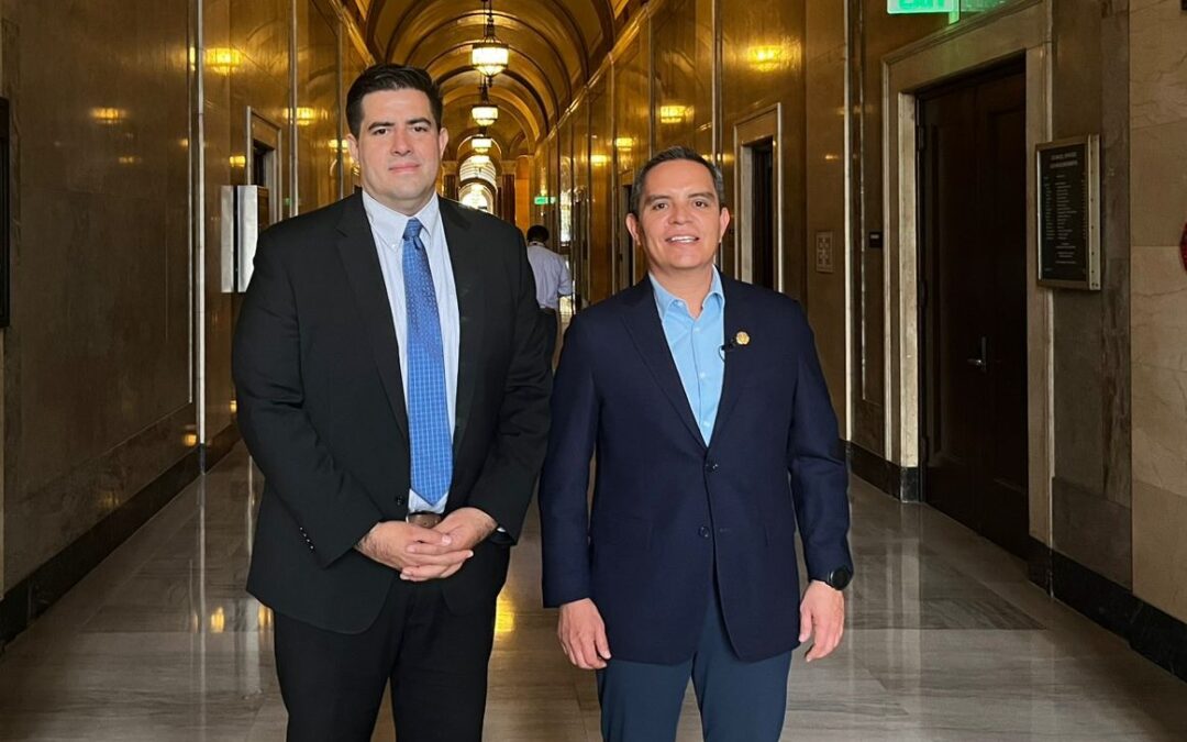 PROMUEVE RECTOR CURSO DE POLÍTICA Y CULTURA MEXICANA PARA DREAMERS, EN CALIFORNIA