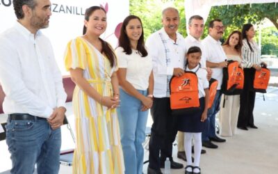 ENTREGAN EDUCACIÓN Y CONTECON OBRAS DE MEJORA EN 13 ESCUELAS DE MANZANILLO