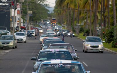 PARTICIPA RIULT RIVERA EN CARAVANA Y EXHIBICIÓN DE VEHÍCULOS