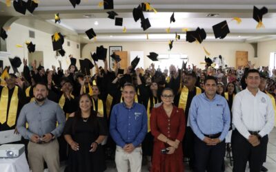 LA EDUCACIÓN ES UN VIAJELA EDUCACIÓN ES UN VIAJE CONTINUO: ANA LILIA MORENO CONTINUO: ANA LILIA MORENO