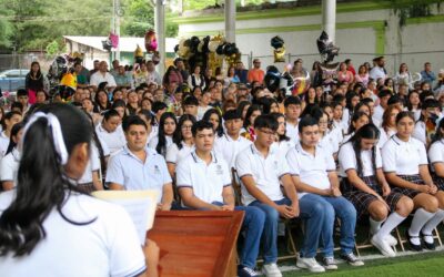EGRESA ÚLTIMA GENERACIÓN DE CONTADORES EN MINATITLÁN