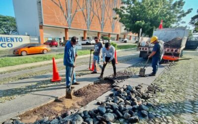 AVANZA EL PROGRAMA DE BACHEO EN TODO EL MUNICIPIO GRACIAS A LOS REPORTES DE LA CIUDADANÍA: RIULT RIVERA