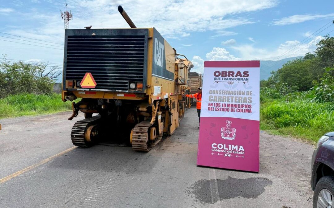 SEIDUM COLIMA REALIZA BACHEO EN LA CARRETERA VILLA DE ÁLVAREZ-MINATITLÁN