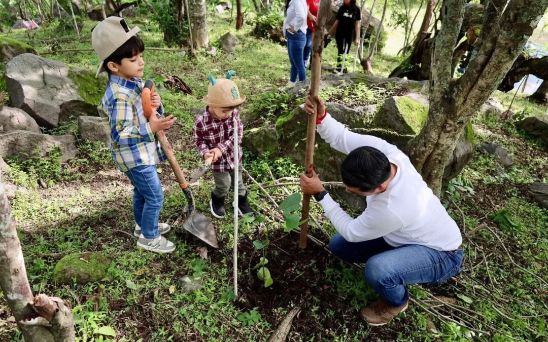 ATIENDEN 200 PERSONAS CONVOCATORIA DE DIPUTADO ÁLVARO LOZANO PARA REFORESTAR CARRIZALILLOS