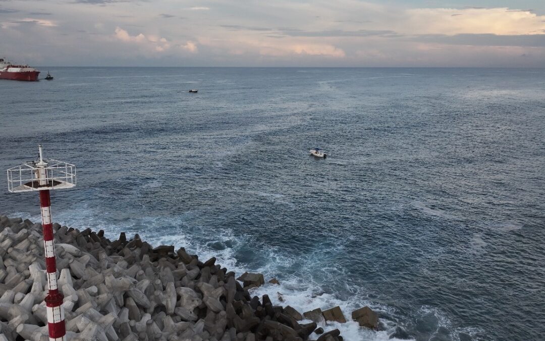 ARRIBA BUQUE CON CASI 76 MIL TNS DE GAS NATURAL