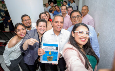 PRESENTAN MANUALES DIDÁCTICOS PARA ESTUDIANTES ELABORADOS POR LAS Y LOS PROPIOS UNIVERSITARIOS